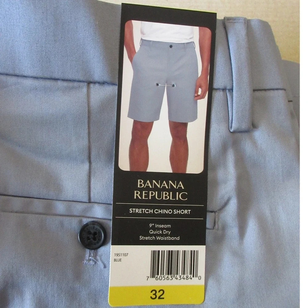 BANANA REPUBLIC Stretch Chino Shorts Mens Size 32 Blue Flat Front Quick Dry NWT